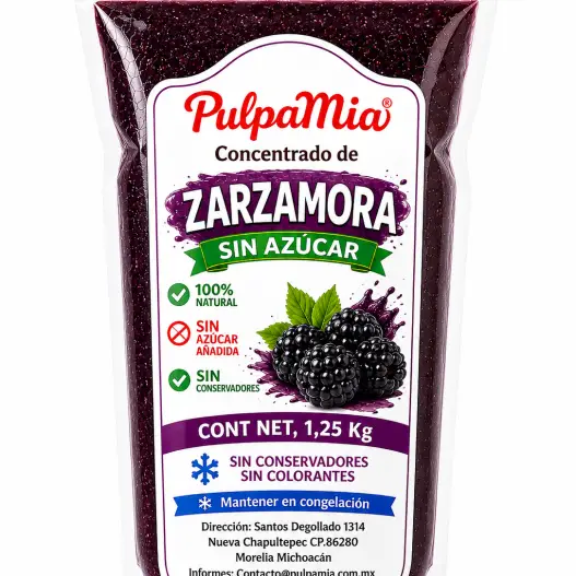 Envase de concentrado de zarzamora sin azúcar Pulpamia 1.25 kg 100% natural con fondo blanco